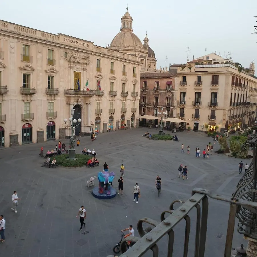 Palazzo La Piana Rooms CTA 0*,